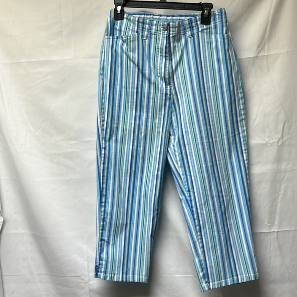 BASIC Editions capri pants
